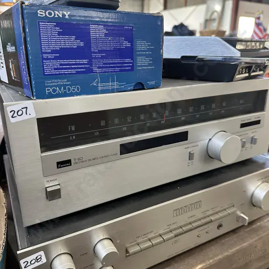 Sansui T-80 Tuner. (sold as working)