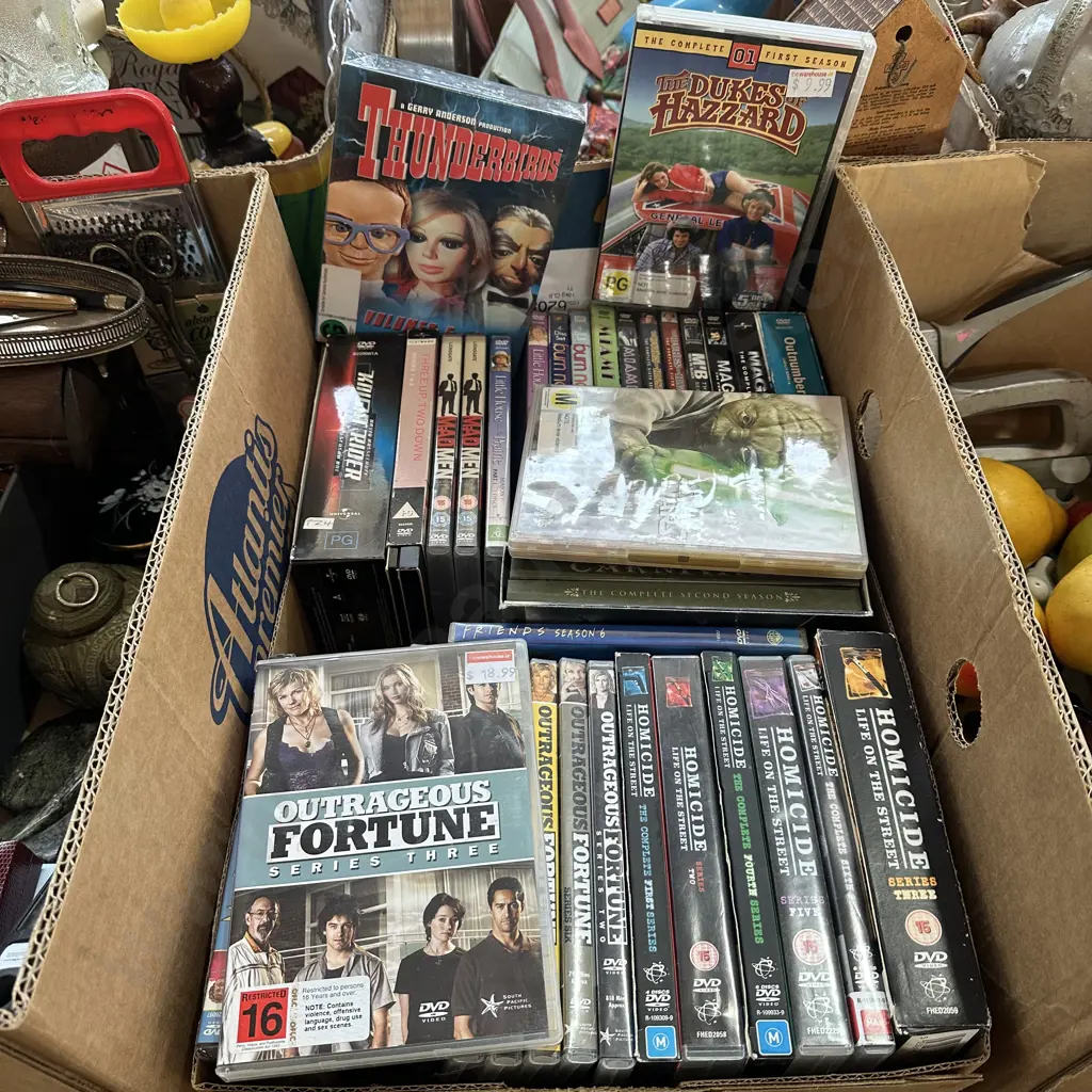 Box lot of DVDs including Star Wars, Outrageous Fortune etc. Image 1++