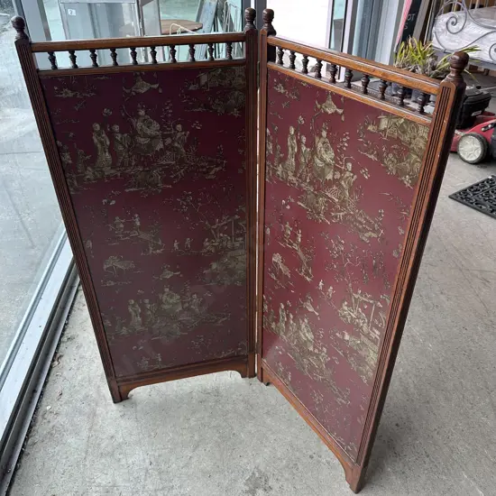 Edwardian double hinging screen with oriental theme