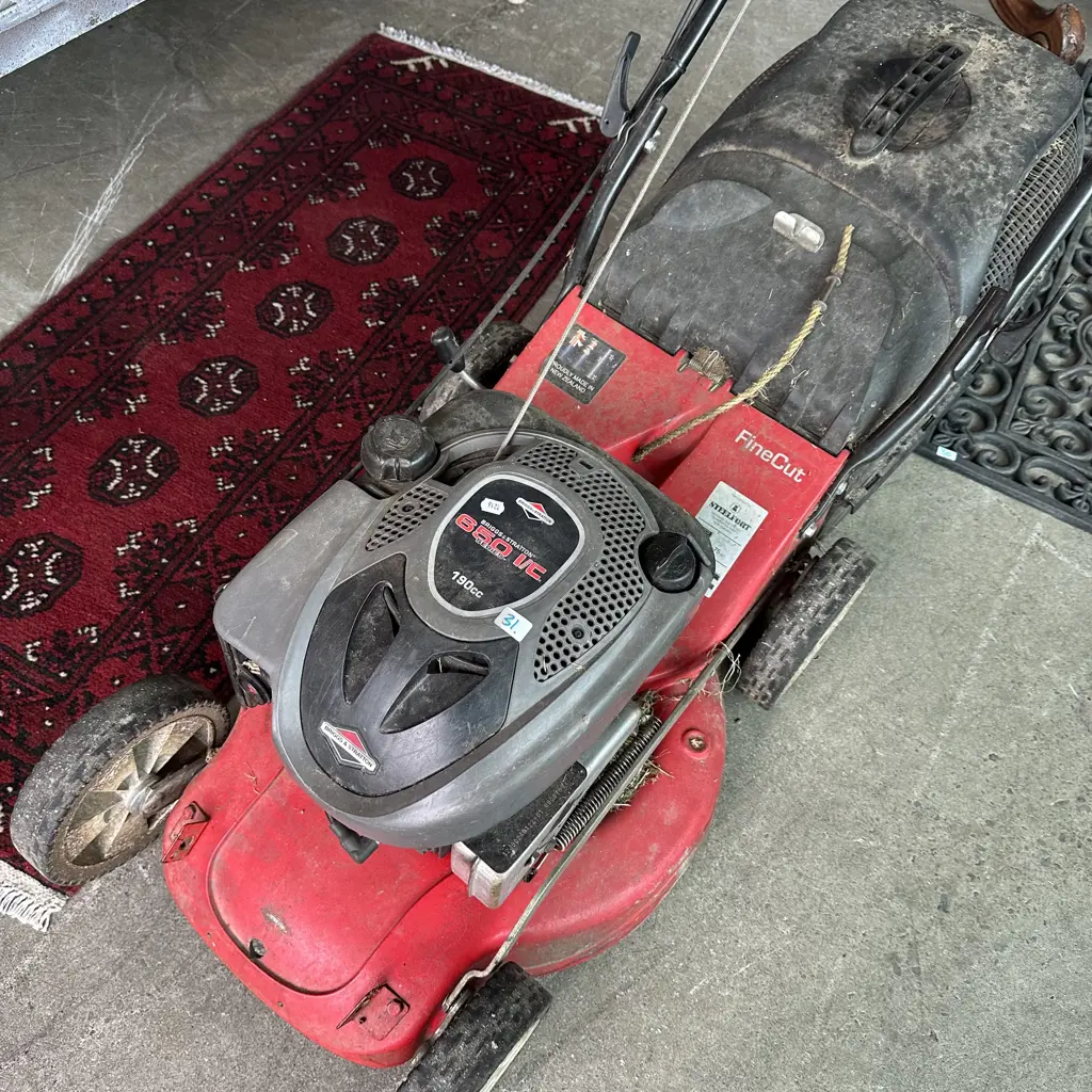 Steelfort lawn mower Image 1++