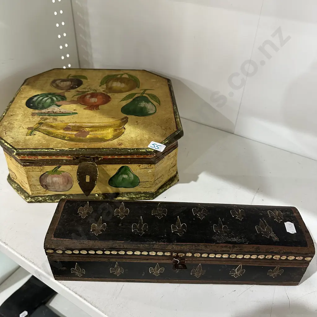 2 decorative wooden boxes Image 1++