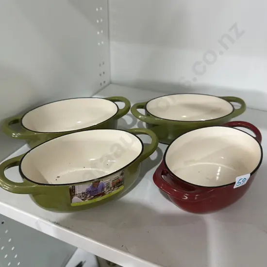 4 x new Jamie Oliver cast iron dishes