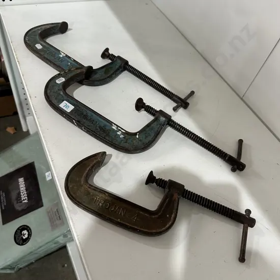 Pr of 6inch G clamps and 1x 4inch