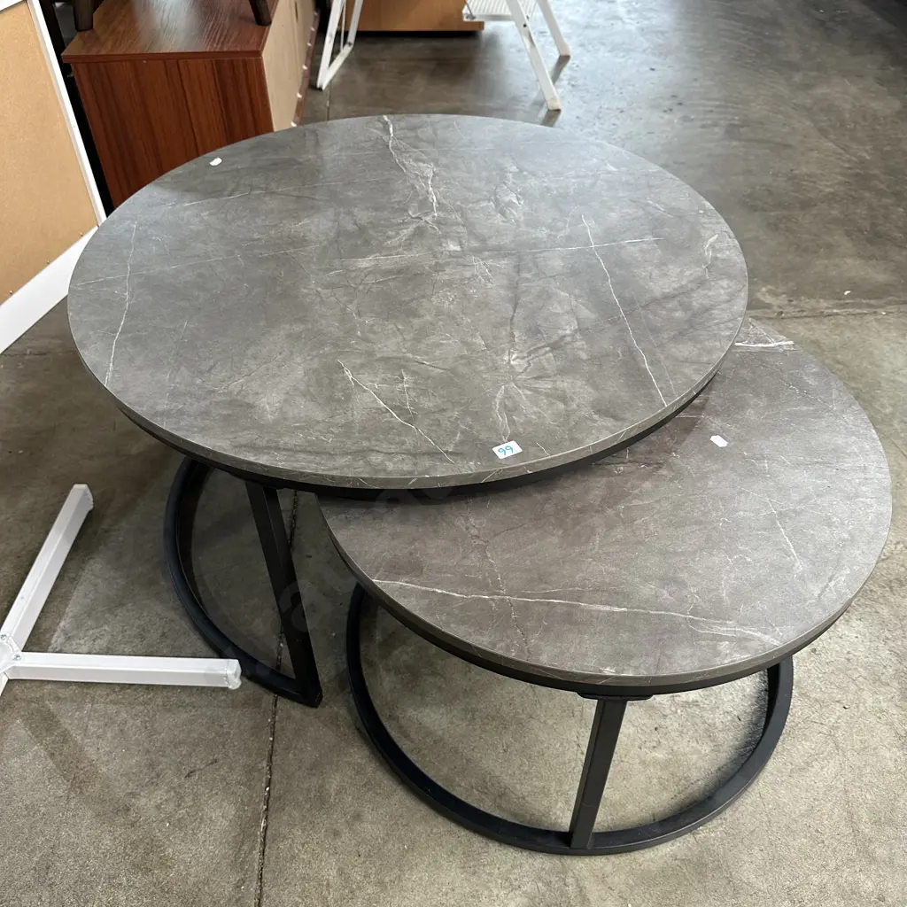 nest coffee tables Image 1++