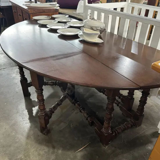 Oak gate legged table