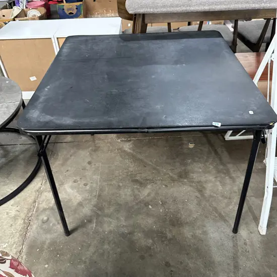 folding table
