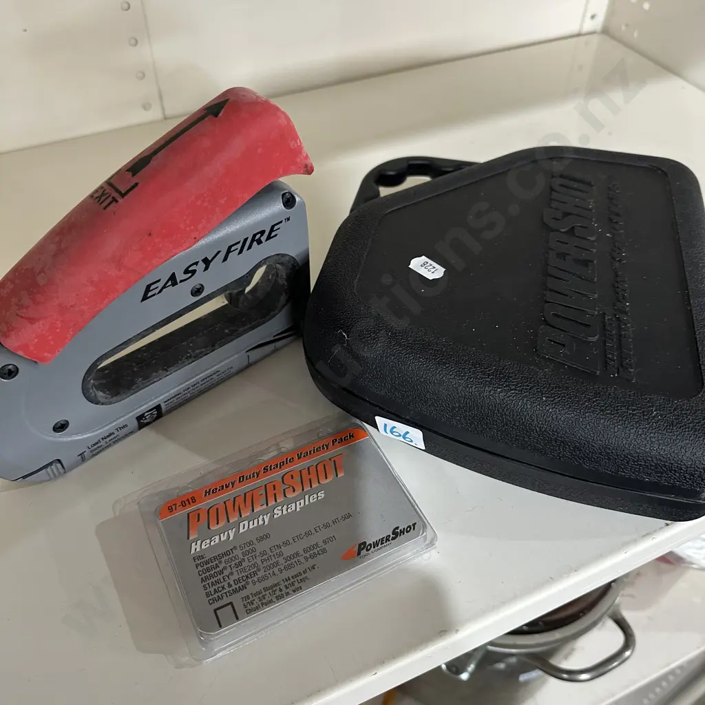 powershot nail & stapler Image 1++