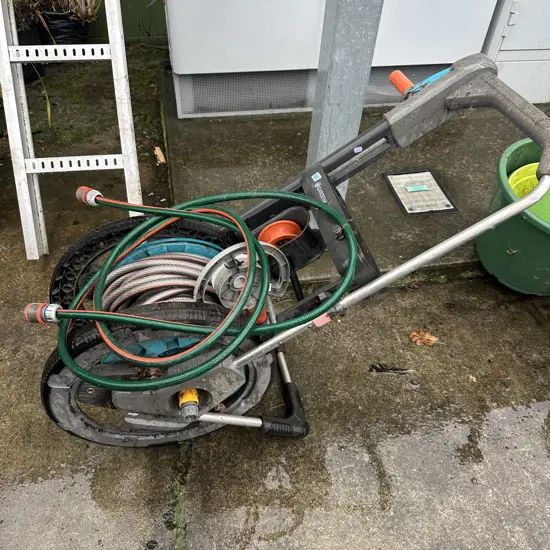 mobile hose reel