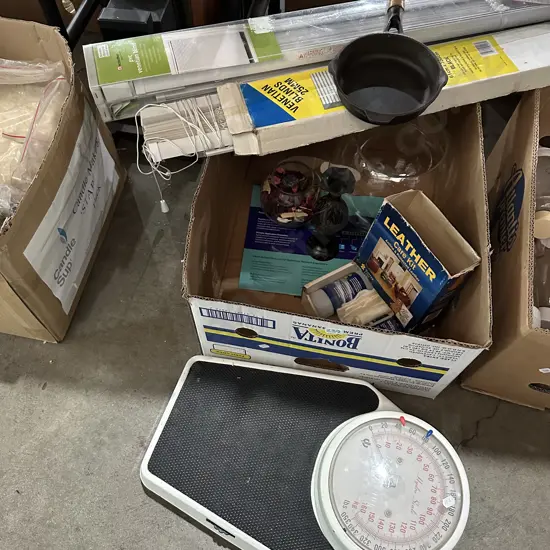 Box lot scales, three venetian blinds, display bowls and good cast iron frypan etc.