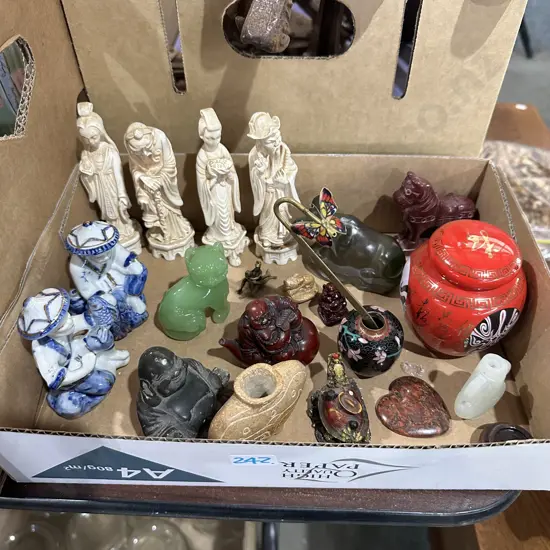 Box lot of collectables.