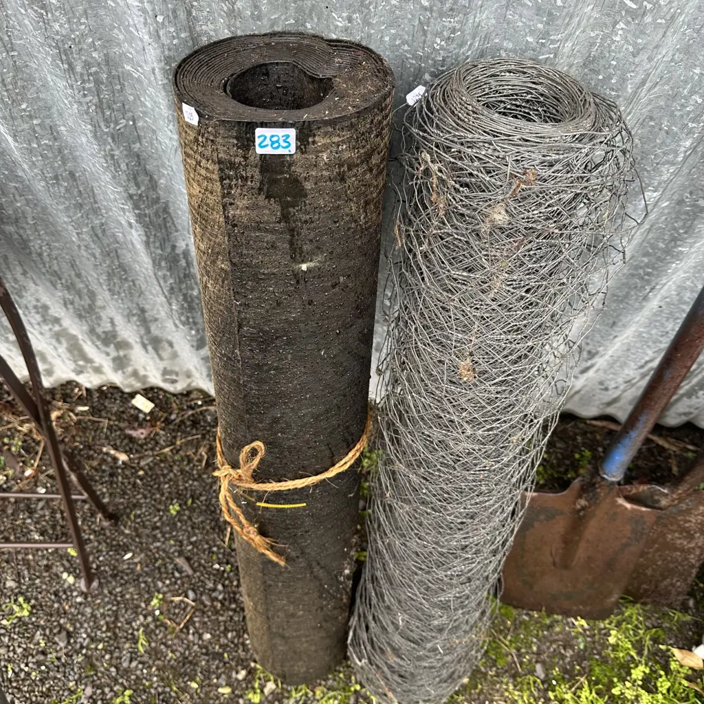 large roll of damp proof course & netting Image 1++