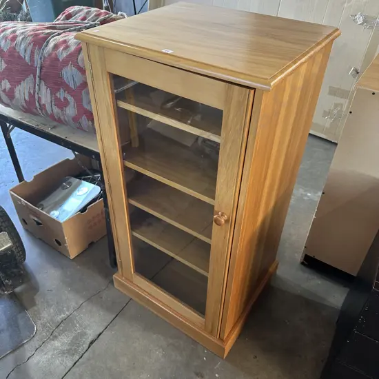Rimu stereo cabinet with pullout top shelf for turntable