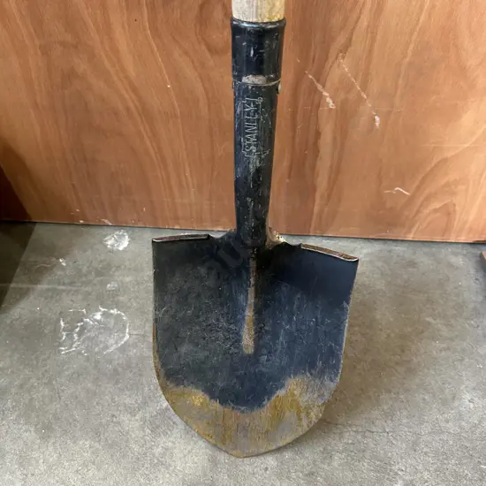 Stanley shovel