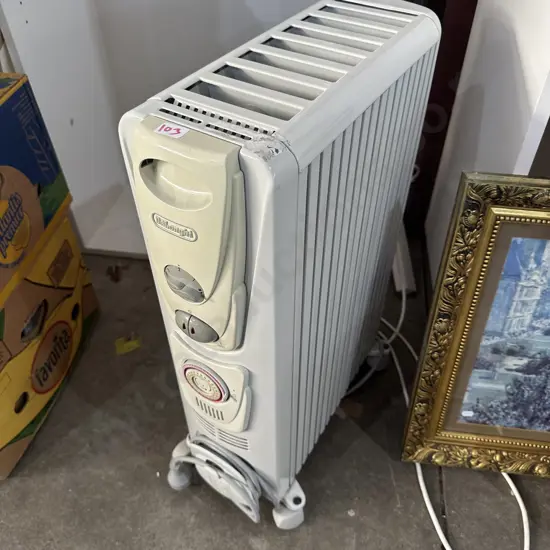 DeLonghi heater with timer.