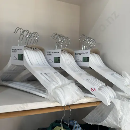 24 new hangers