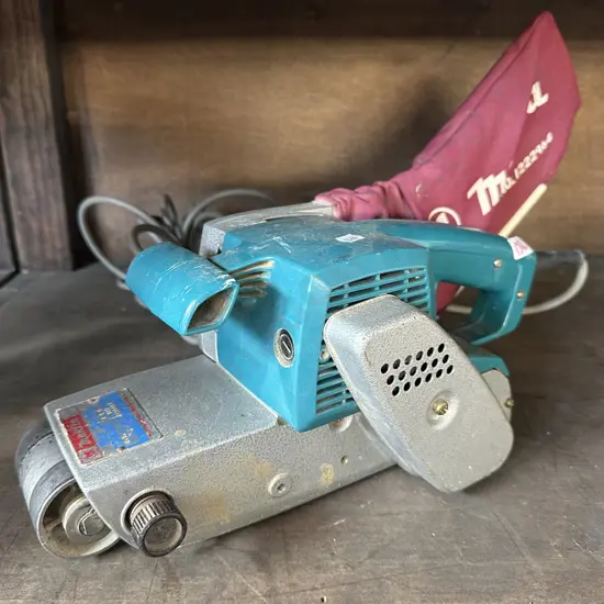Makita belt sander