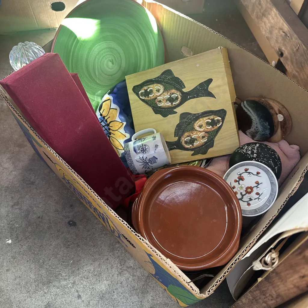pictures and box lot Image 1++