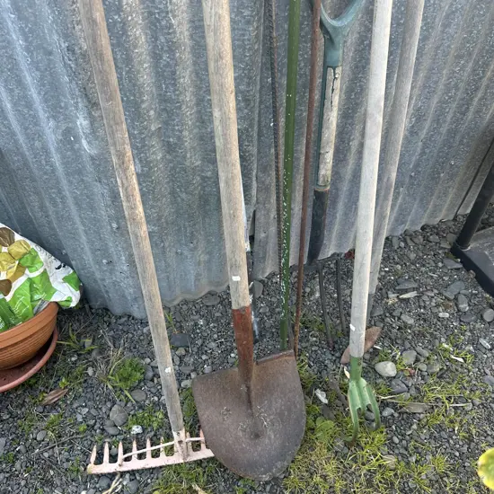 garden tools
