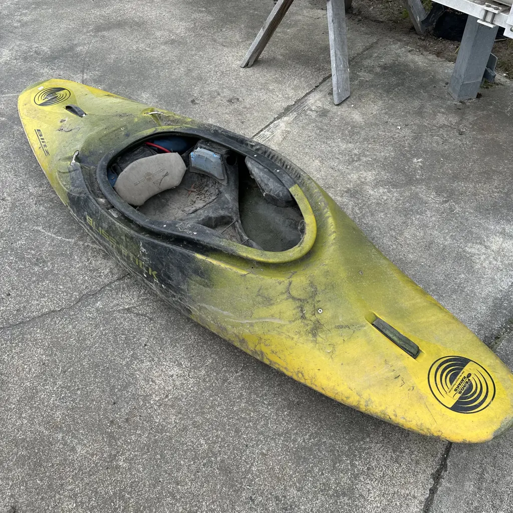 kayak Image 1++