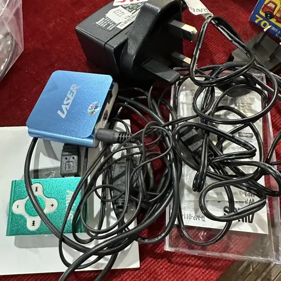 MP 3 & 4 players