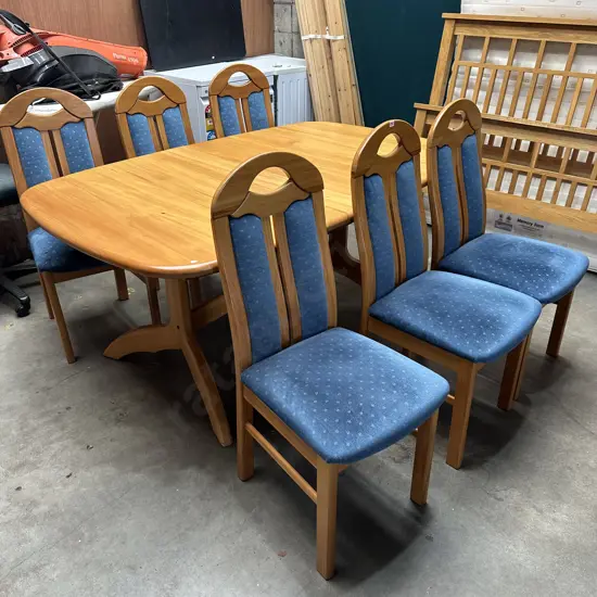 Heart Rimu extendable dining table & 6 chairs - excellent condition