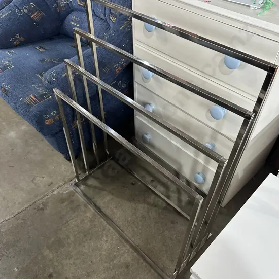 towel rail