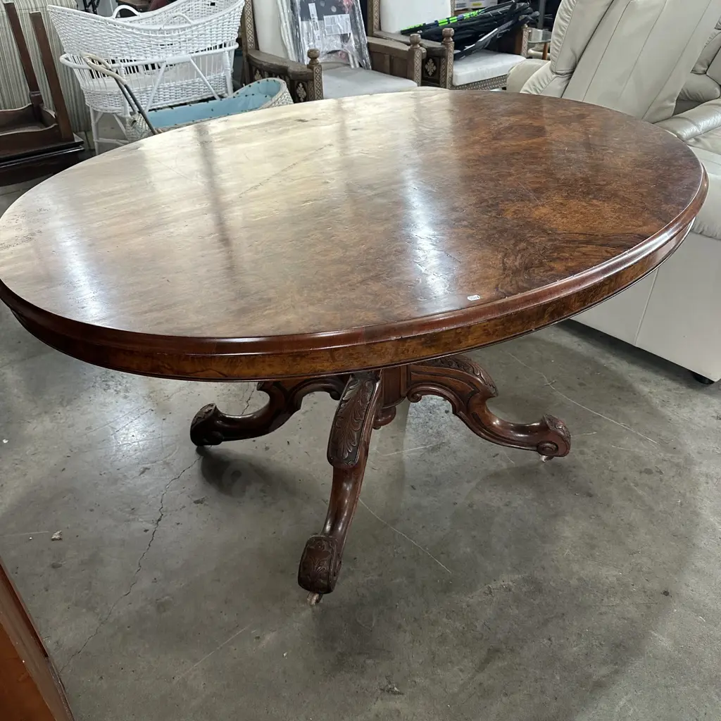 Burr Walnut Victorian breakfast tilt top breakfast table - excellent condition Image 1++