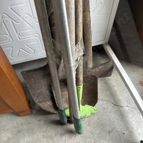 garden tools