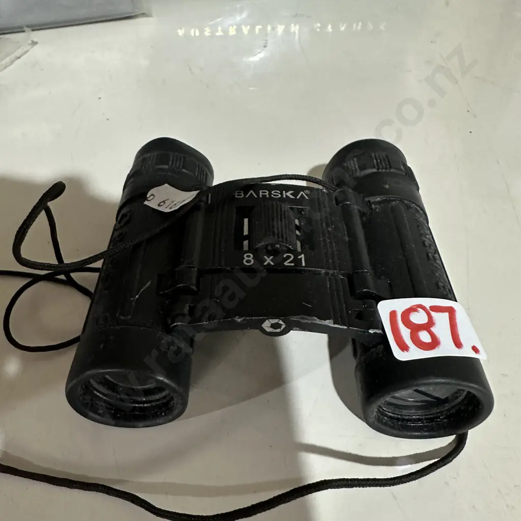 binoculars Image 1++