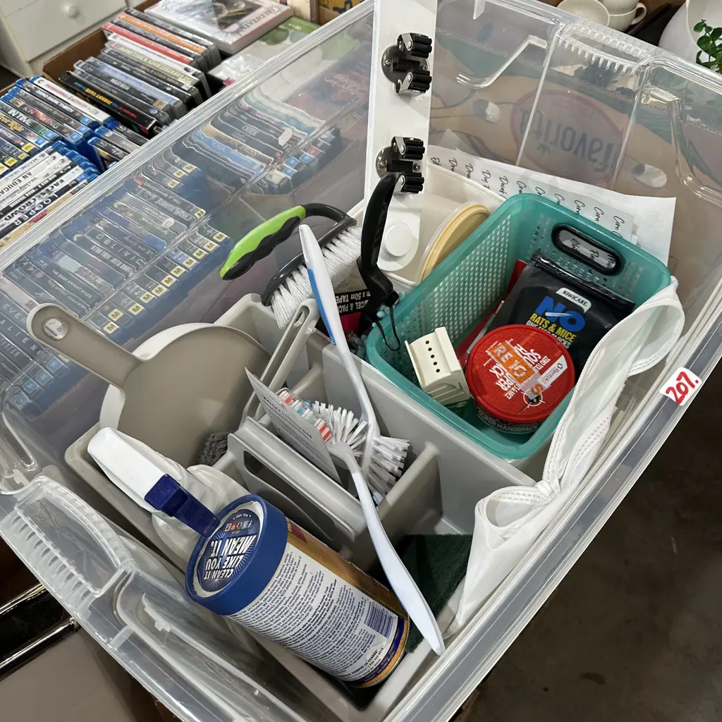 lidded bin & cleaning products Image 1++