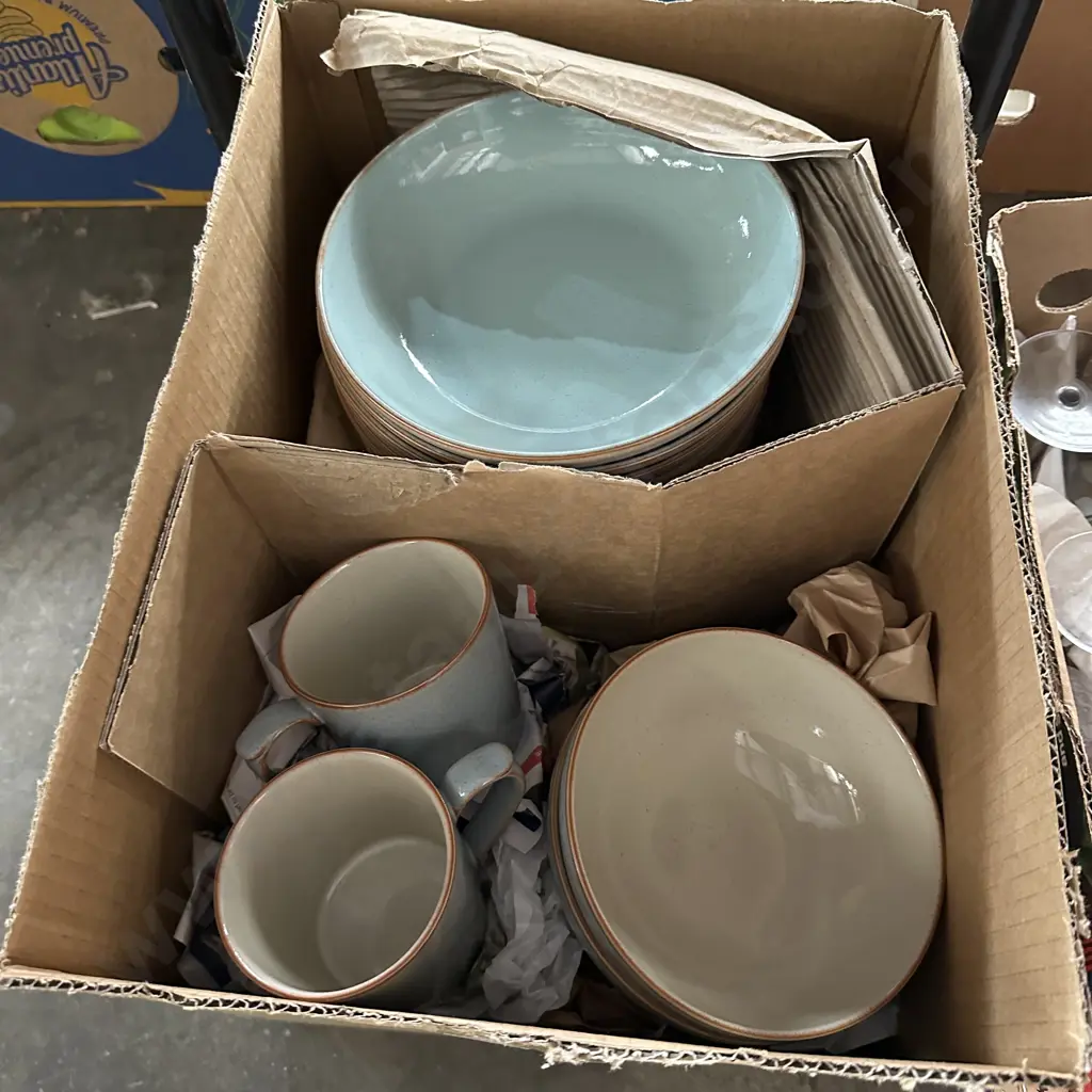 as new Denby dinner set Image 1++