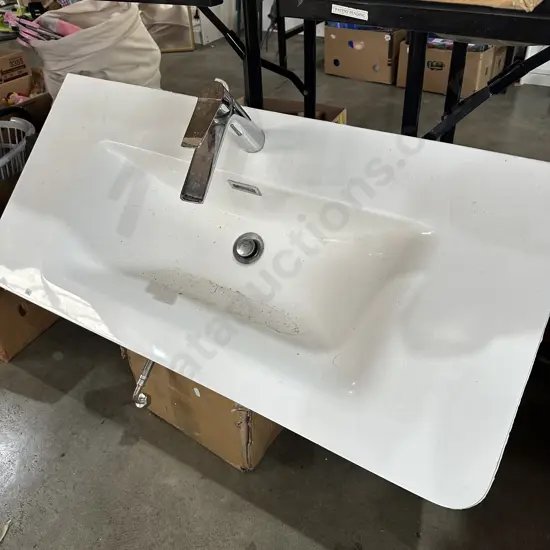 bathroom cabinet top & tap
