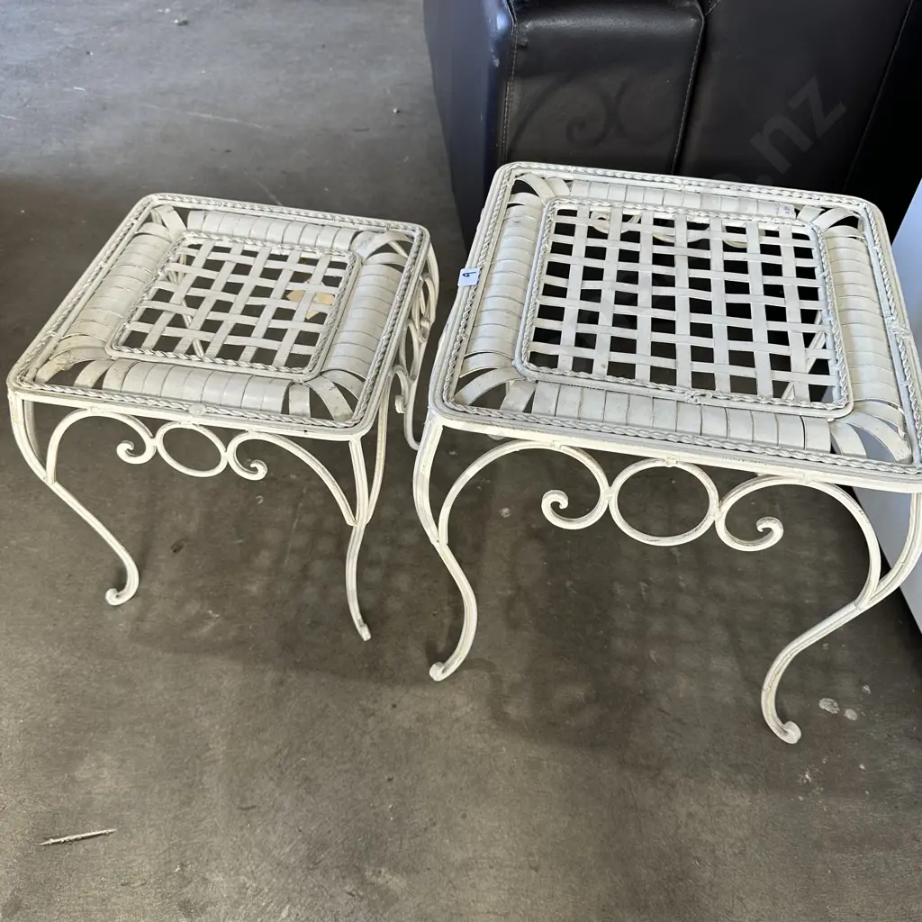 2 metal  side tables Image 1++