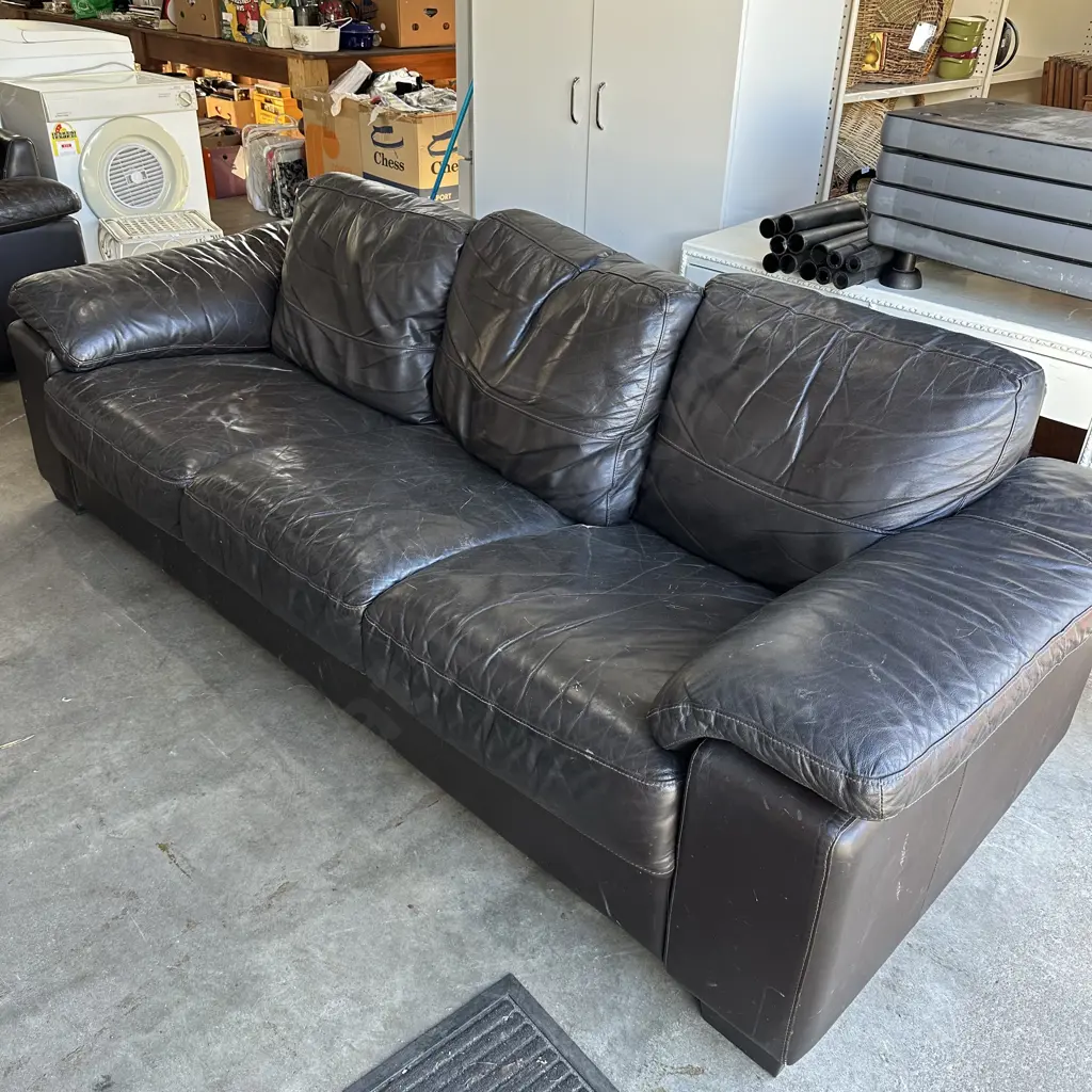 Leatherworld 3 seater sofa Image 1++