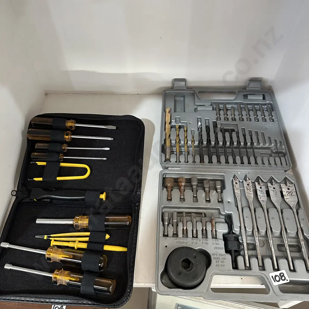 2 tool sets Image 1++