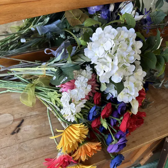 fake flower arrangments
