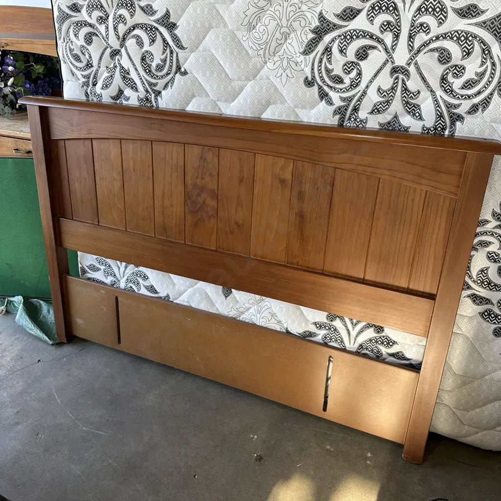 Tidy headboard 1650mm Image 1++