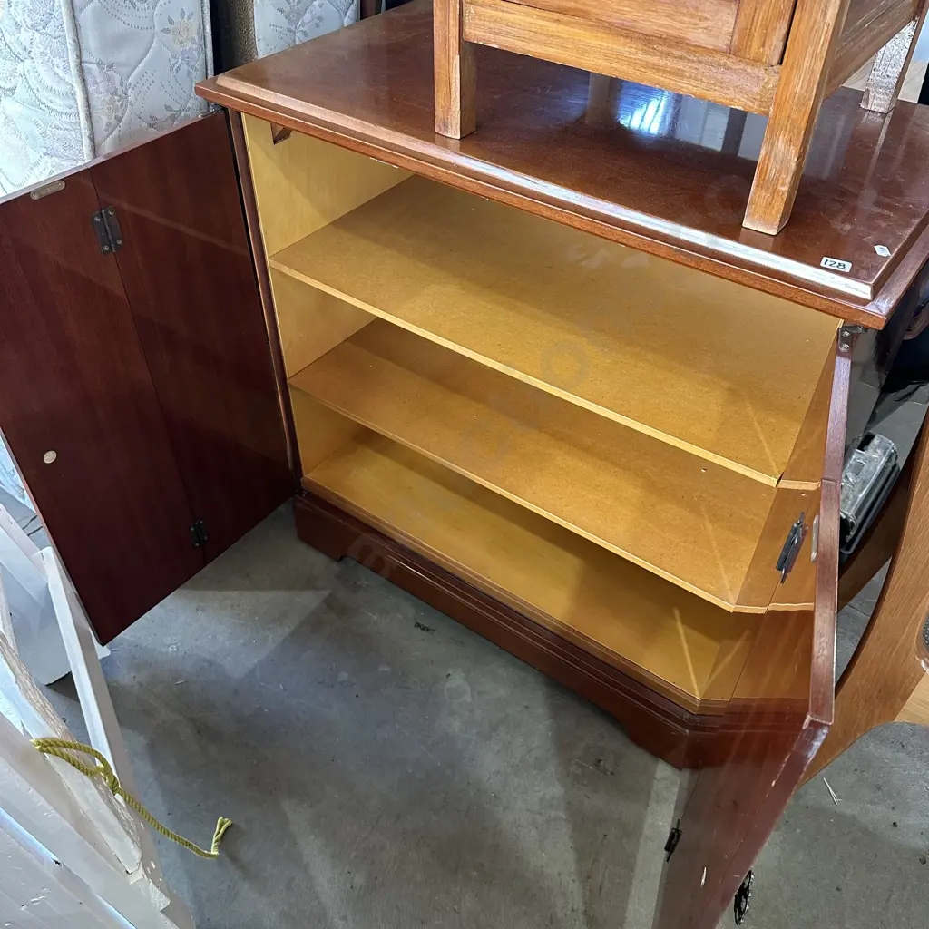 storage cabinet Image 1++
