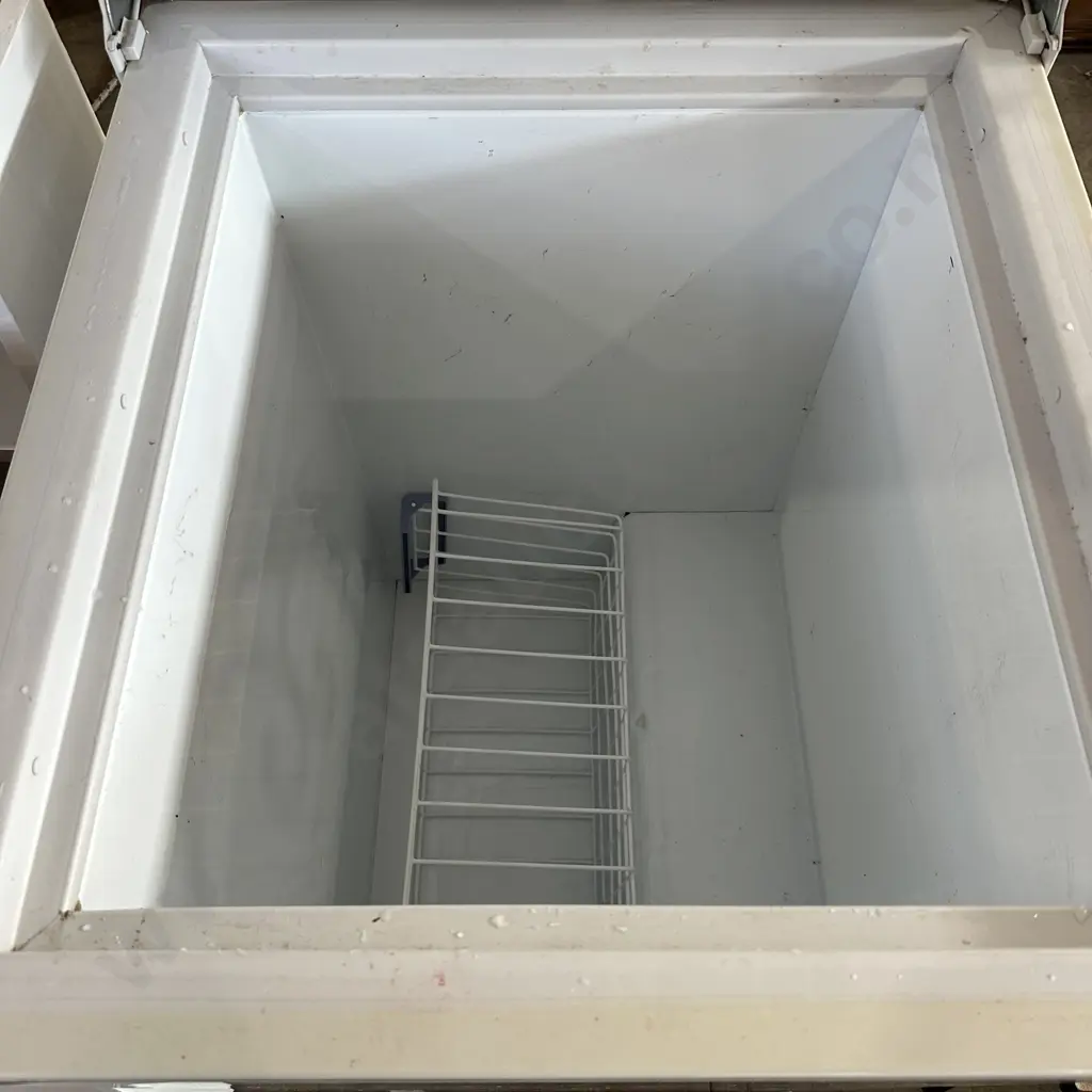chest freezer Image 1++