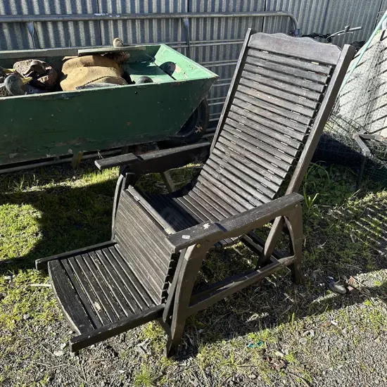 deck chair