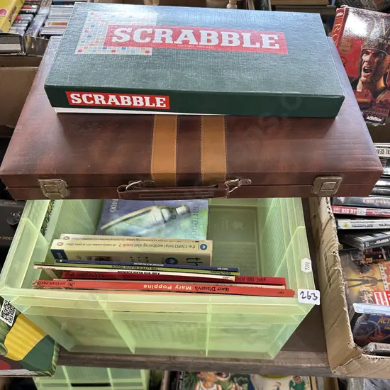 Backgammon, Scrabble and bin