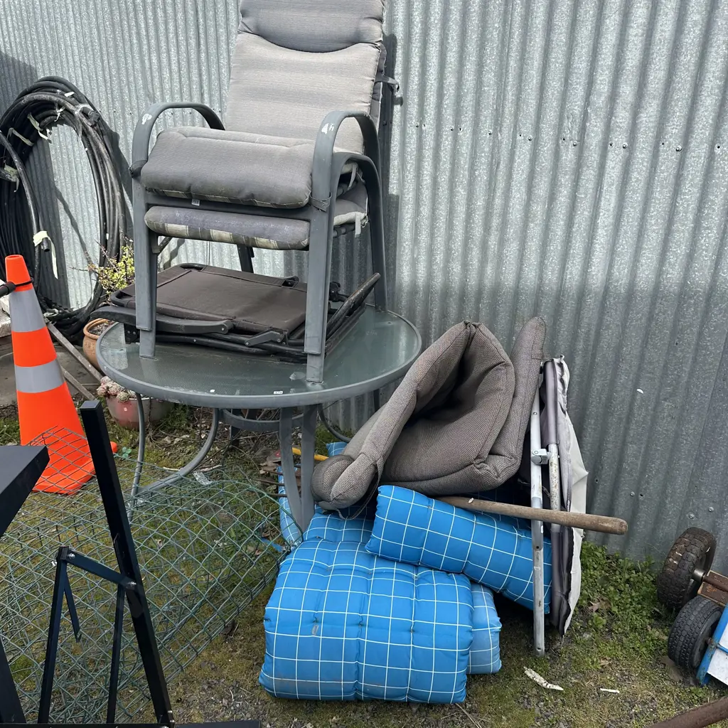 outdoor items Image 1++