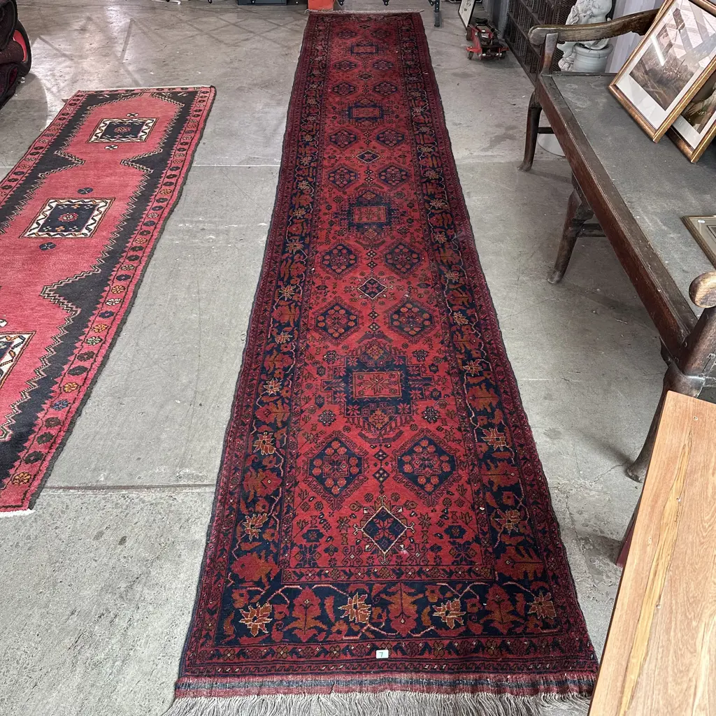 Very impressive older 5m Persian hall runner 830mm width Image 1++