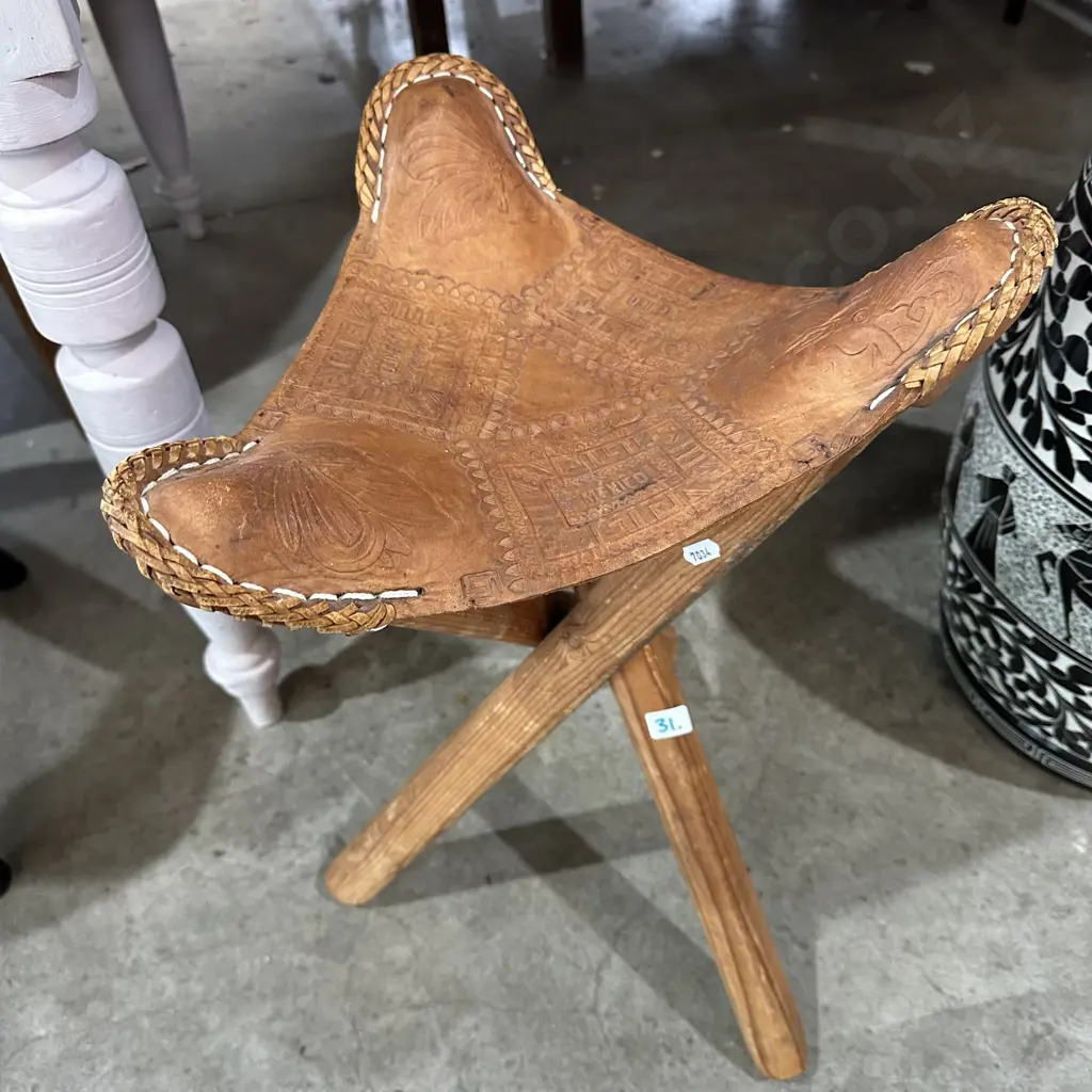 Mexican leather top stool Image 1++