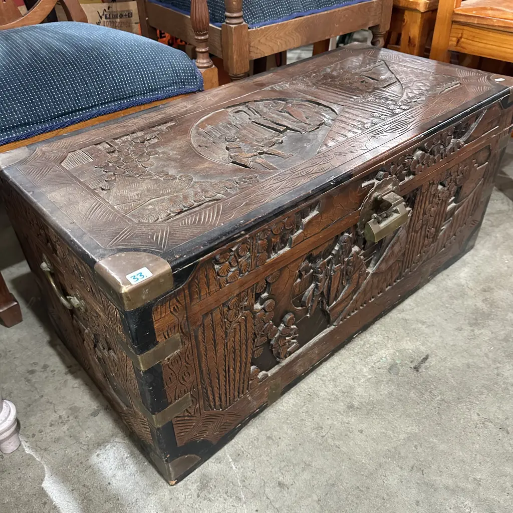 early camphor wood chest Image 1++