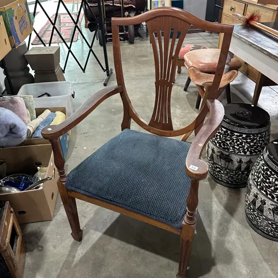 Carver chair