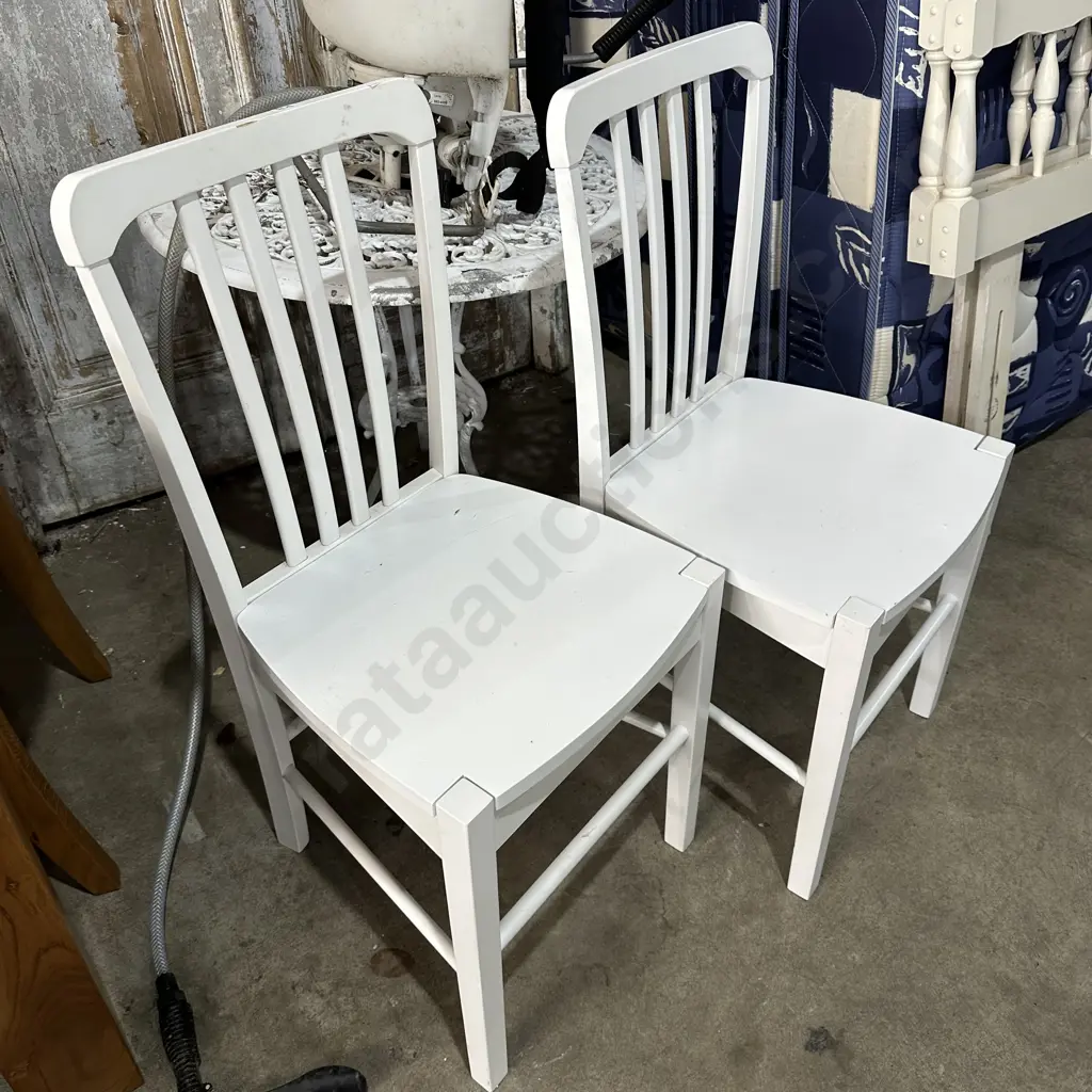 Pr of kitchen chairs Image 1++