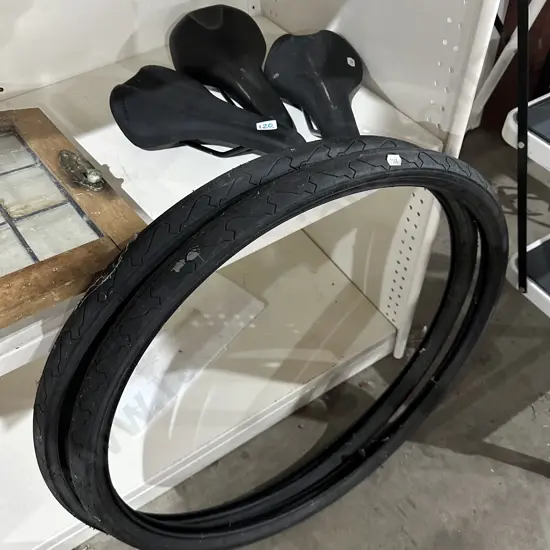 Pr tyres and 3 bike seats
