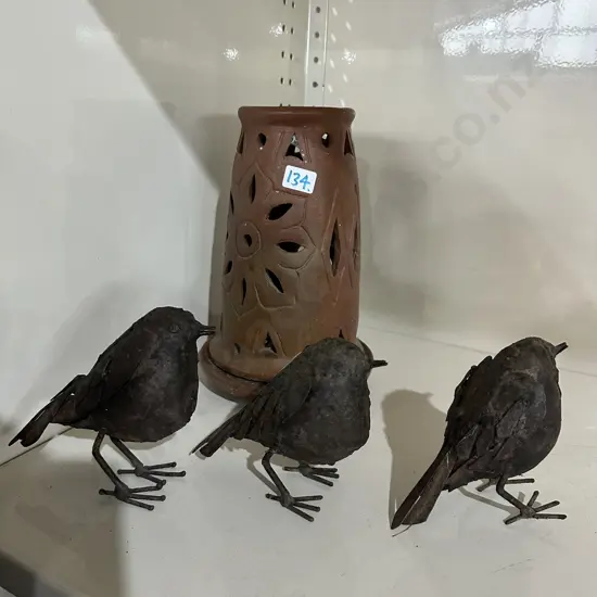 metal sparrows and pottery lantern
