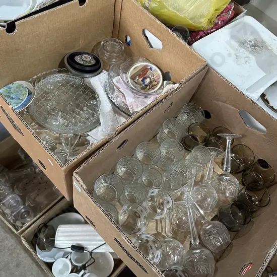 Two boxes glassware.